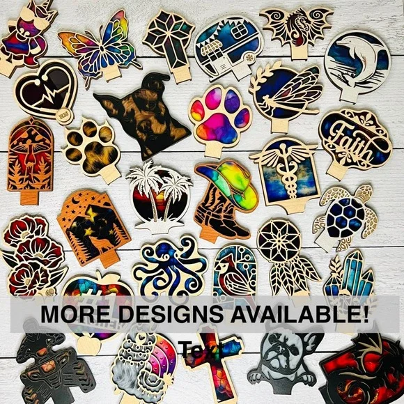 Chameleon Handmade Night Light Stained Glass Style Multicolor Lizard Plug In - Picture 7 of 8